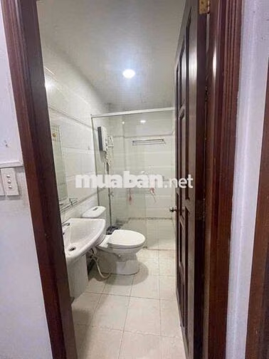 Cho thuê nhà nguyên căn.full nội thất. 2pn2wc Nguyễn Hữu Cảnh p22, BT