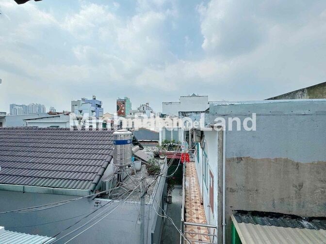 NHÀ ĐẸP 2 TẦNG – 4x18M – 4PN – LIỀN KỀ PHÚ MỸ HƯNG – HUỲNH TẤN PHÁT
