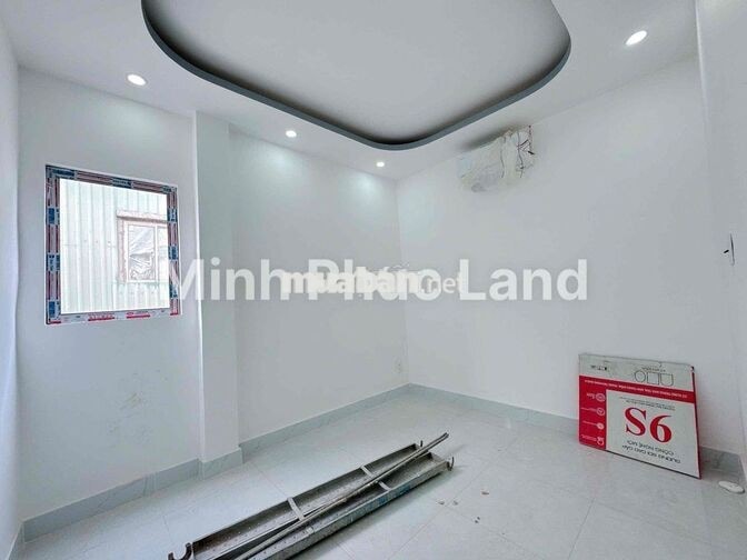 NHÀ ĐẸP 2 TẦNG – 4x18M – 4PN – LIỀN KỀ PHÚ MỸ HƯNG – HUỲNH TẤN PHÁT