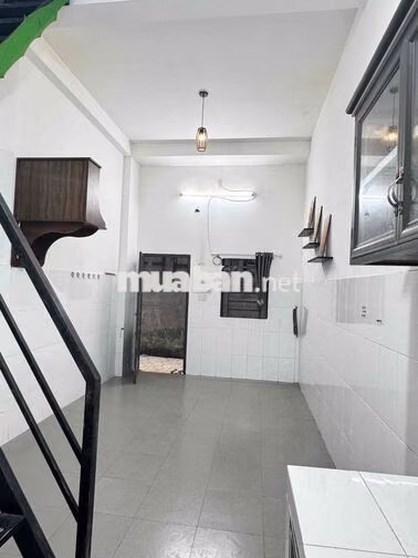 PHÒNG BAN CÔNG -  1 TRỆT - 1 LẦU - 2WC