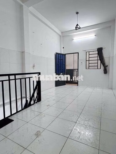 PHÒNG BAN CÔNG -  1 TRỆT - 1 LẦU - 2WC