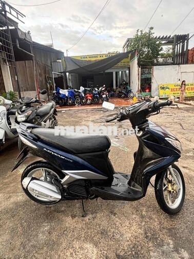Yamaha Luvias FI Xanh đen