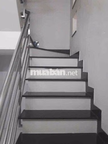 NC sư vạn hạnh . quận 5 - 4PN - có sân thượng