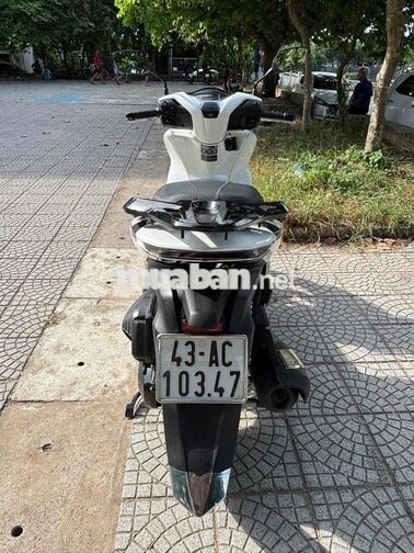 Cần bán SH 125 CBS 2024 Trắng mới 99%