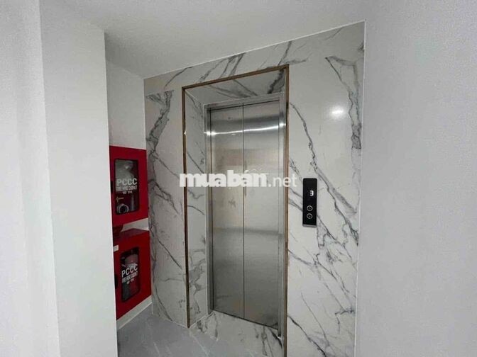 BÁN CHDV 34 Phòng - 280m2 ✘ 4 Tầng Thang Máy - 8✘35 - OTo Đỗ Cửa