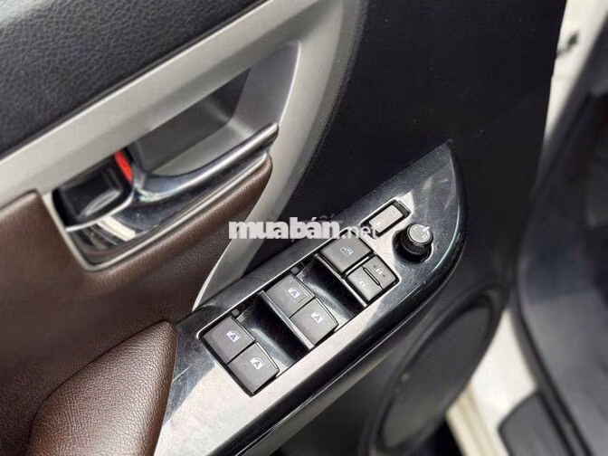 Fortuner 2.8 4x4 2018 Máy Dầu giá còn TL