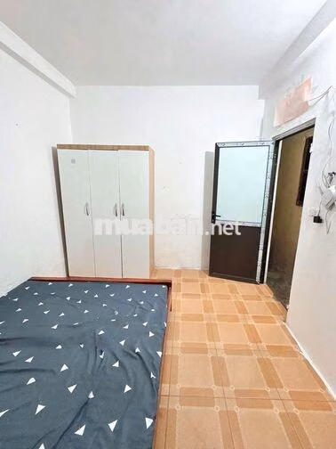 Cho thuê phòng cạnh Đại học Thuỷ Lợi 199 Khương Thượng