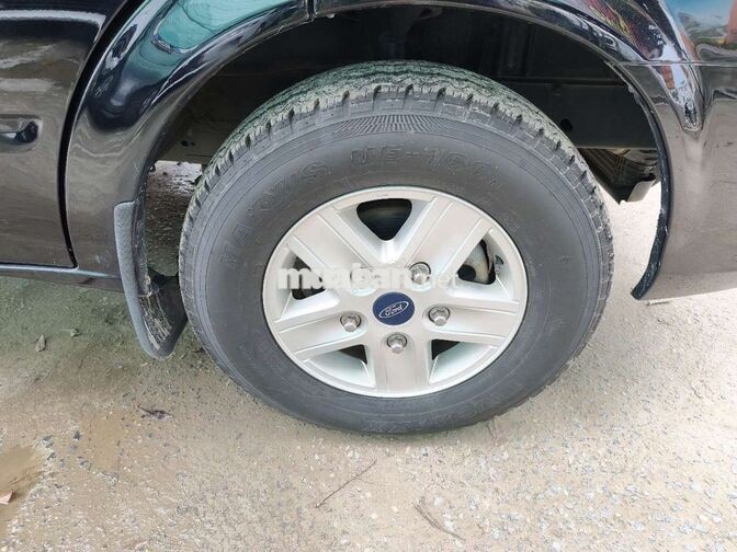Ford Transit Tiêu chuẩn 2024 Đen 150000 km