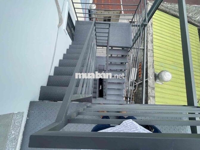 BÁN CHDV 34 Phòng - 280m2 ✘ 4 Tầng Thang Máy - 8✘35 - OTo Đỗ Cửa