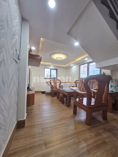 Bán Nhà Quang Trung Gần Co.opmart 3PN 3WC DTSD 137m2 GIÁ 5,3TY