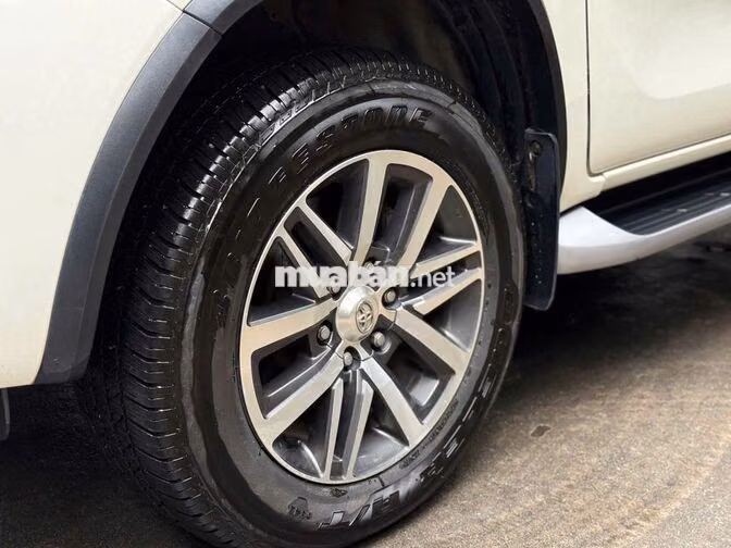 Fortuner 2.8 4x4 2018 Máy Dầu giá còn TL