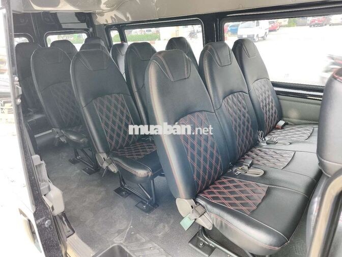 Ford Transit Tiêu chuẩn 2024 Đen 150000 km