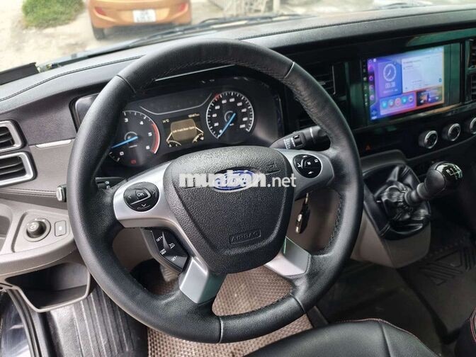 Ford Transit Tiêu chuẩn 2024 Đen 150000 km