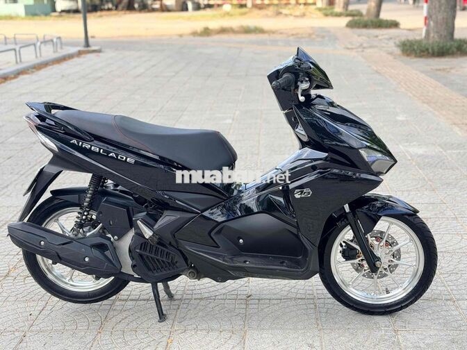 Honda Air Blade 2017 Đen bóng mâm crom