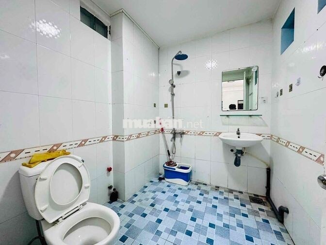 STUDIO FULL NT 32M2 | CỬA SỔ | GẦN ĐH KINH TẾ Cách 5 PHÚT ĐI XE
