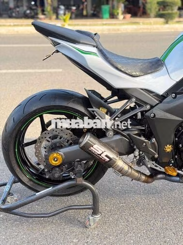 Kawasaki Z1000 2016 Trắng, Đen, Xanh