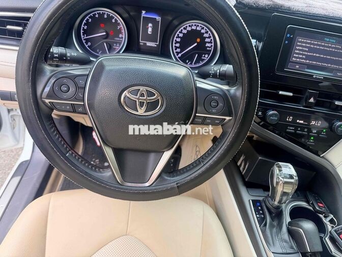 Toyota Camry 2022 2.0 G nhập Thái cực đẹp rẻ