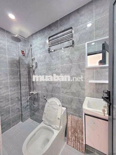 🔥🔥🔥nhà đường 6 m 1 lầu có phòng ngủ dưới đất cạnh bên Phú Mỹ hưng q7🔥