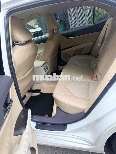 Toyota Camry 2022 2.0 G nhập Thái cực đẹp rẻ