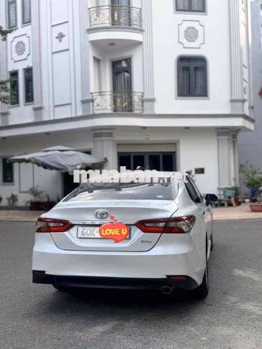 Toyota Camry 2022 2.0 G nhập Thái cực đẹp rẻ