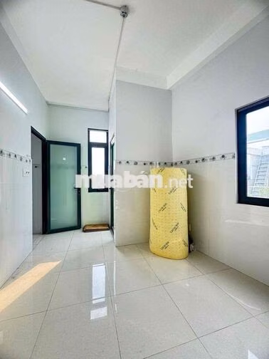 STUDIO BAN CÔNG FULL NỘI THẤT SIÊU ĐẸP GẦN CẦU CHÀ VÀ - GẦN ĐH Y DƯỢC