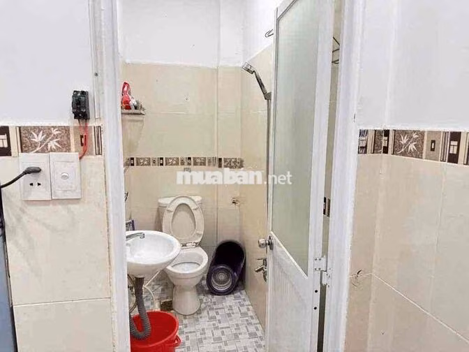 Nguyên căn hẻm 5m Nguyễn Đình Chiểu, Q3| 2PN 2WC 1tr1l