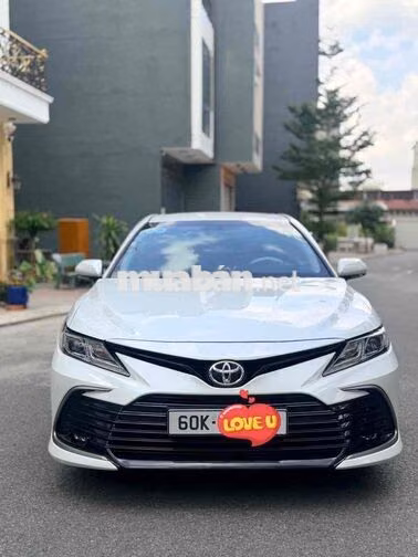 Toyota Camry 2022 2.0 G nhập Thái cực đẹp rẻ