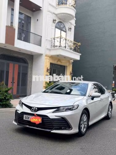 Toyota Camry 2022 2.0 G nhập Thái cực đẹp rẻ