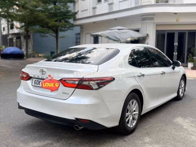 Toyota Camry 2022 2.0 G nhập Thái cực đẹp rẻ
