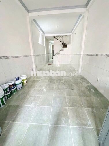 CHO THUÊ MẶT TIỀN ĐƯỜNG HIỀN VƯƠNG ĐÚC 2,5 TẤM  CÓ 4 PHÒNG NGỦ 