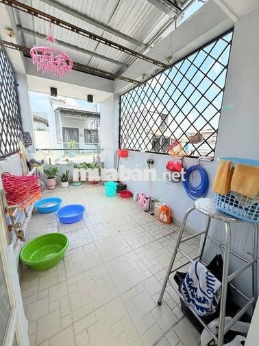nhà đẹp 3 phòng ngủ có nội thất wa rẻ vô ở liền 