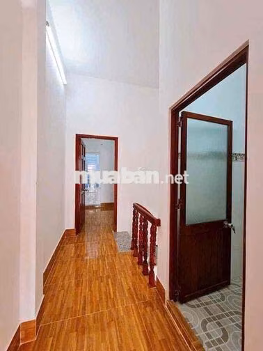 Nhà 3 phòng hẻm 135 Đồng Văn Cống