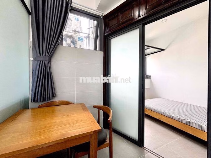 2 Phòng Ngủ Có Sân Ban Công To Full gần TDT UFM RMIT SGU NTT OU TNMT