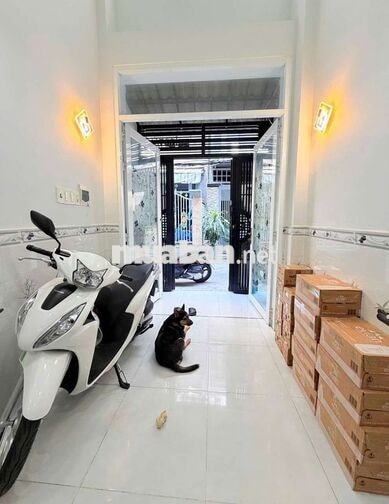 nhà đẹp 3 phòng ngủ có nội thất wa rẻ vô ở liền 