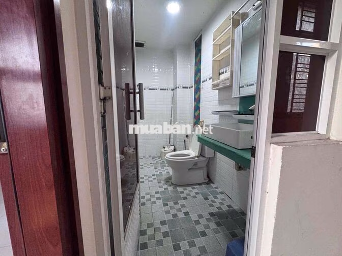 CHO THUÊ NHÀ NGUYÊN CĂN NGAY TRUNG TÂM BÌNH THẠNH TIỆN RA QUẬN 1