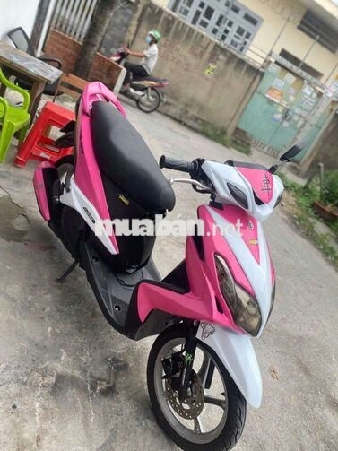 Yamaha Luvias Hồng trắng Xe tay ga