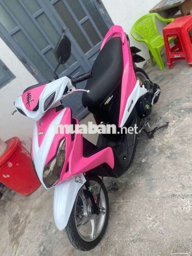 Yamaha Luvias Hồng trắng Xe tay ga