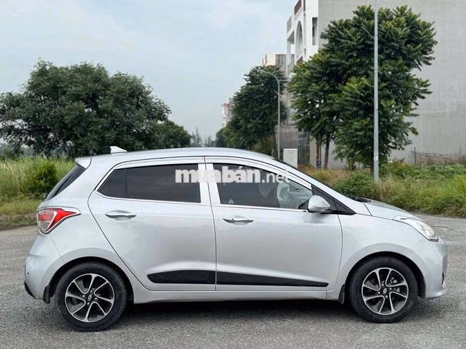 Hyundai Grand i10 2018 1.2 MT Bạc