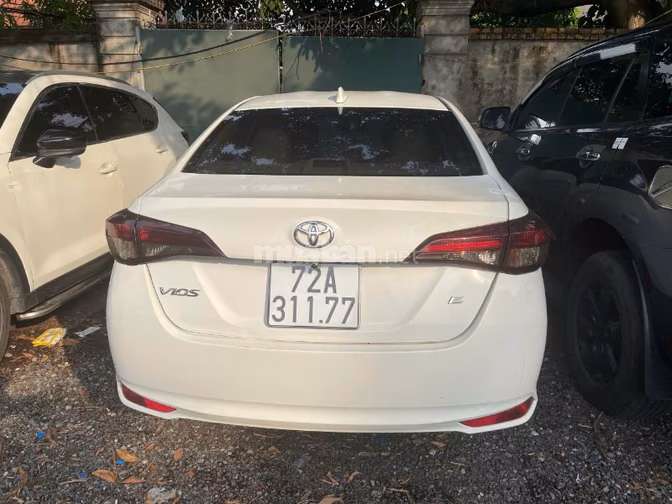 Thông báo đấu giá tài sản là xe Toyota Vios BKS 72A-311.77