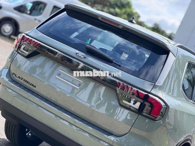 Ford Everest Platinum 4x2 SUV 7 chỗ Xám
