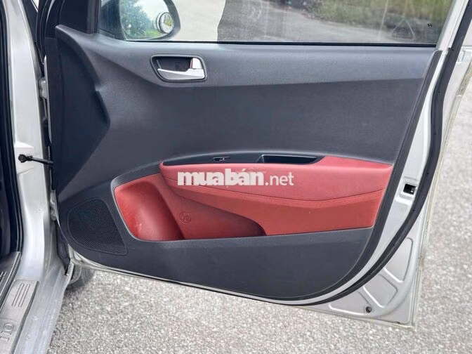 Hyundai Grand i10 2018 1.2 MT Bạc