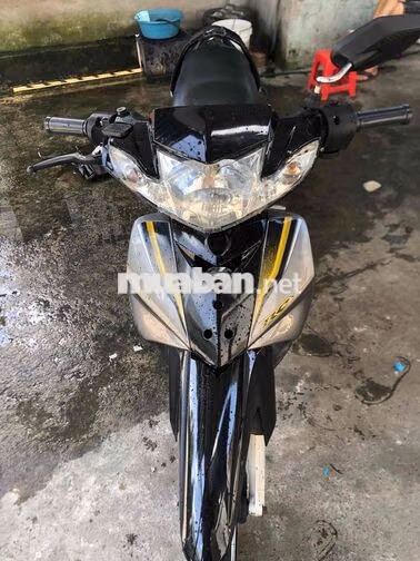 Yamaha Sirius RC 2011 Đen Vàng