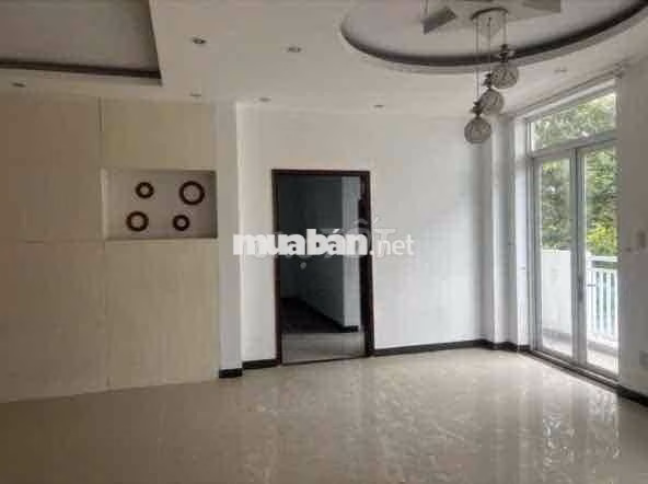 Mặt Bằng Yersin ngay Ngã 6, Chợ TDM , căn góc ngang 9m, 4 tầng