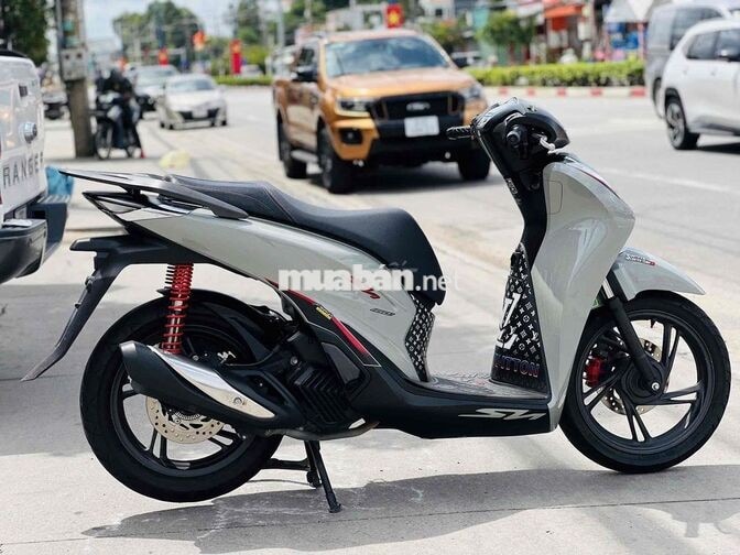 Honda SH 160 ABS bản đặc biệt 2024 Xám xi măng🔥🔥🔥
