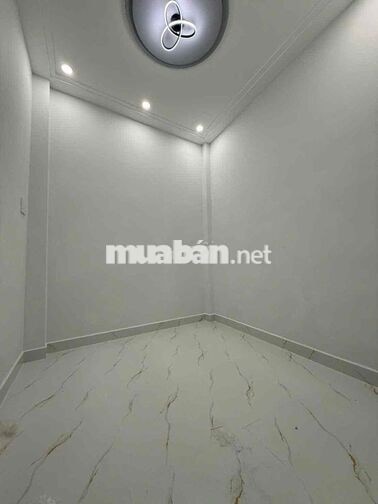 🔥🔥🔥nhà đường xe hơi cạnh công viên 1 lầu nở hậu🔥🔥🔥