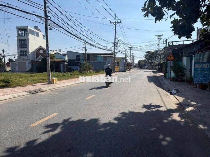 Đất 7x45m Nở Hậu 23,5m Sổ 664m2 Có 500m Thổ Cư MT Đg Đồng Bà Canh XTS