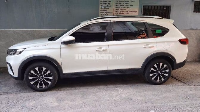 Honda BR-V-G 2023 Trắng 7 chỗ 26000 km