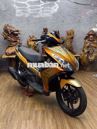 Honda Airblade biển số SG máy móc zin êm. odo 36k