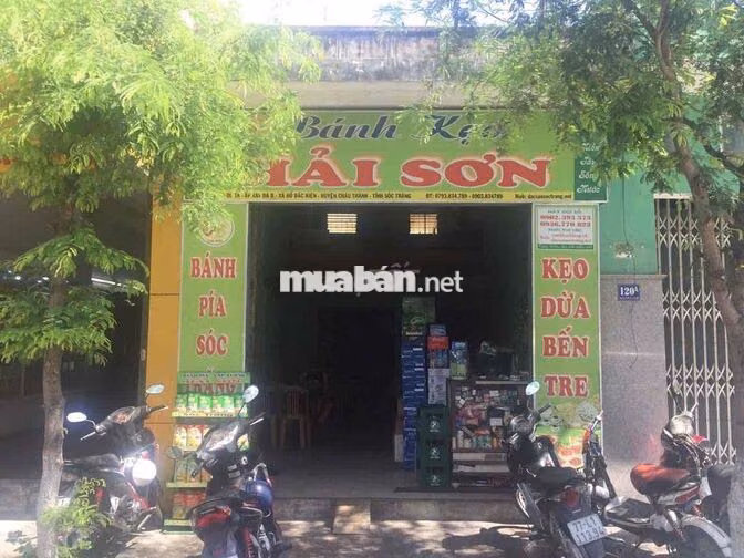 Bán nhà mặt tiền Nguyễn Huệ gần Quảng trường