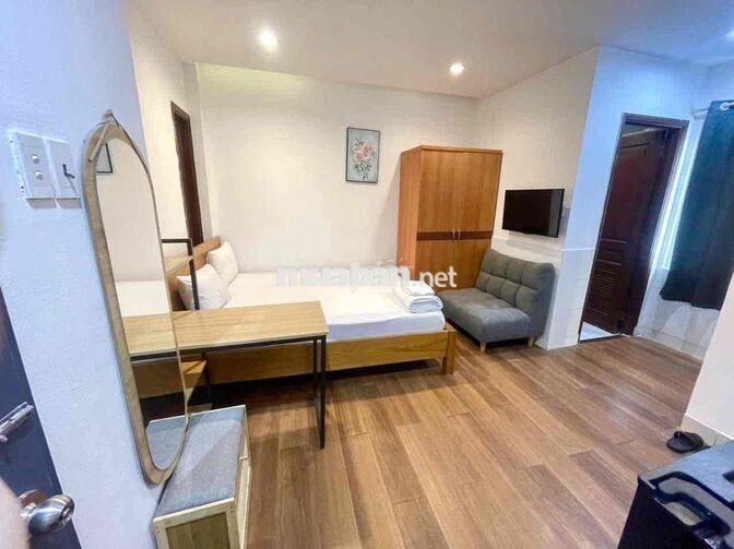 Căn hộ mini thang máy full nội thất cuối đường Dương Bá Trạc Quận 8